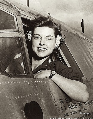 Elizabeth-L.-Gardner-WASP-Women-Airforce-Service-Pilots.jpg